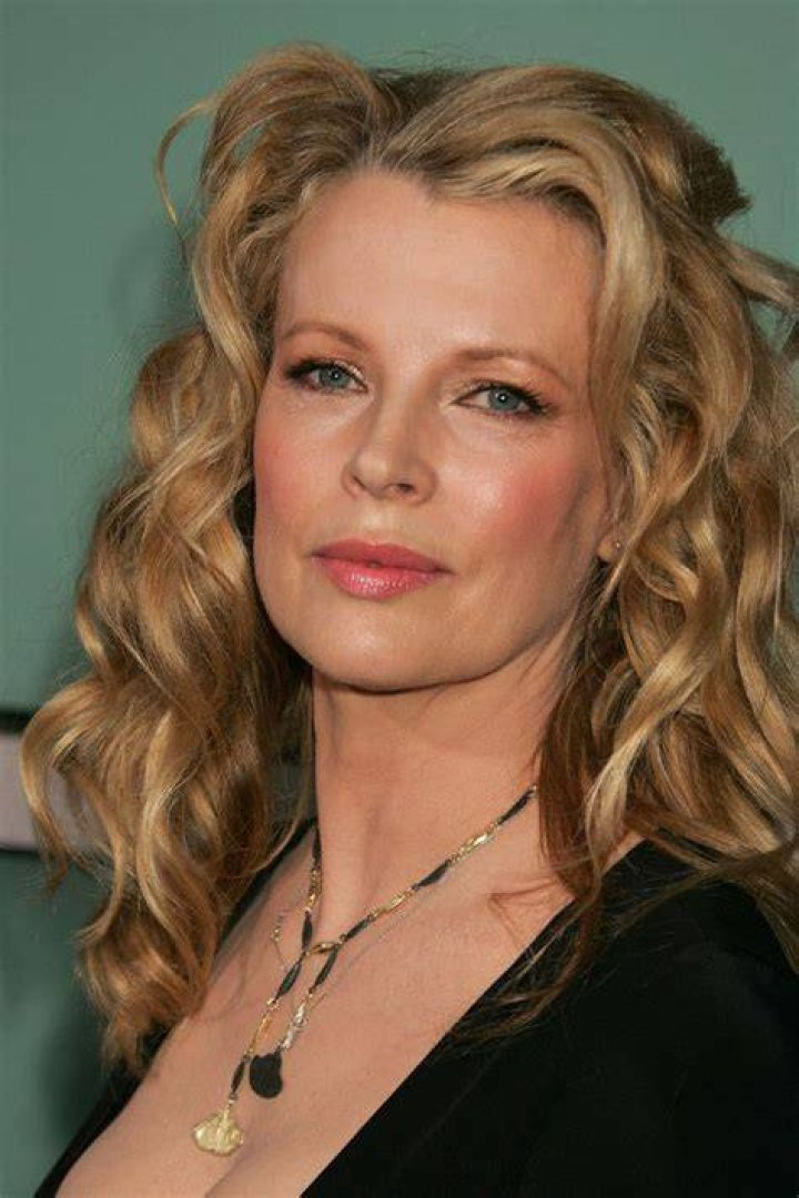 Kim Basinger Biography