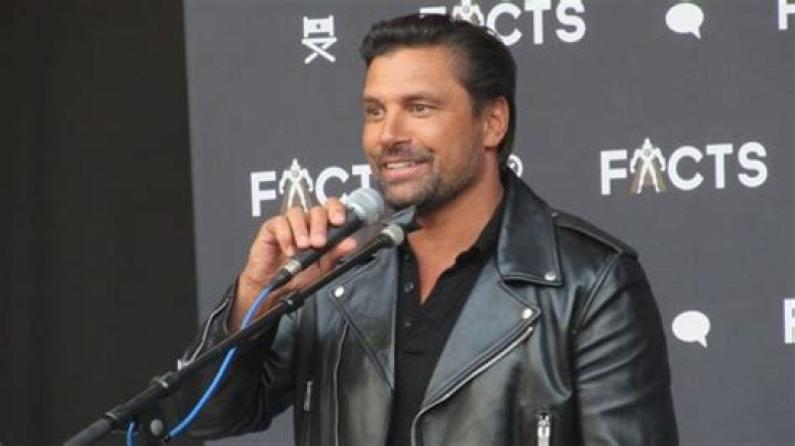 Manu Bennett Net Worth