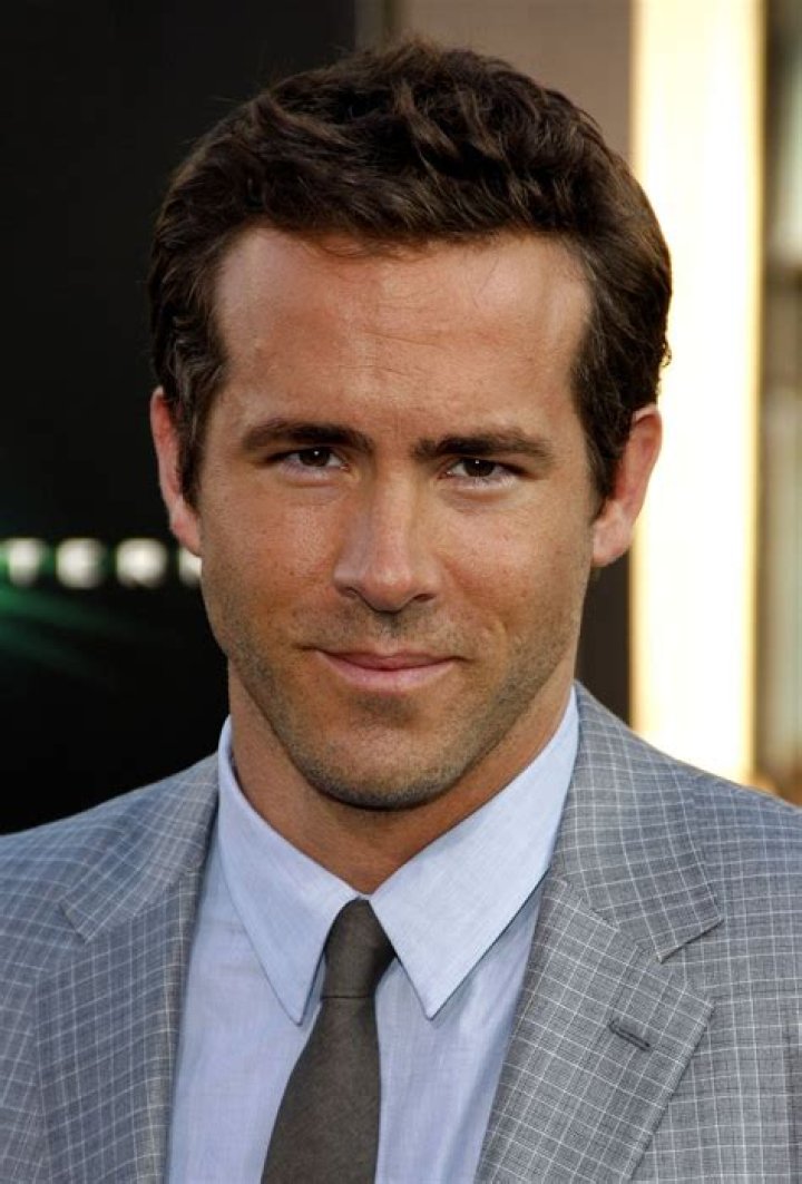 Ryan Reynolds Biography
