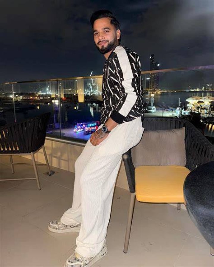 Suyash Sharma Instagram Suyash Sharma Instagram